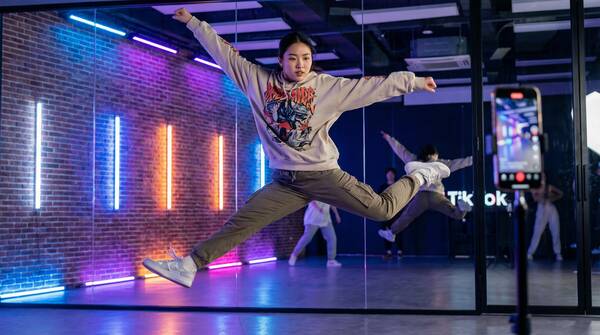 成人视频舞蹈视频